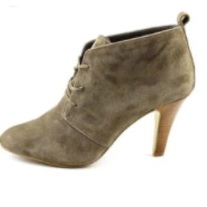 Alfani Suede lace up ankle booties Size 5.5